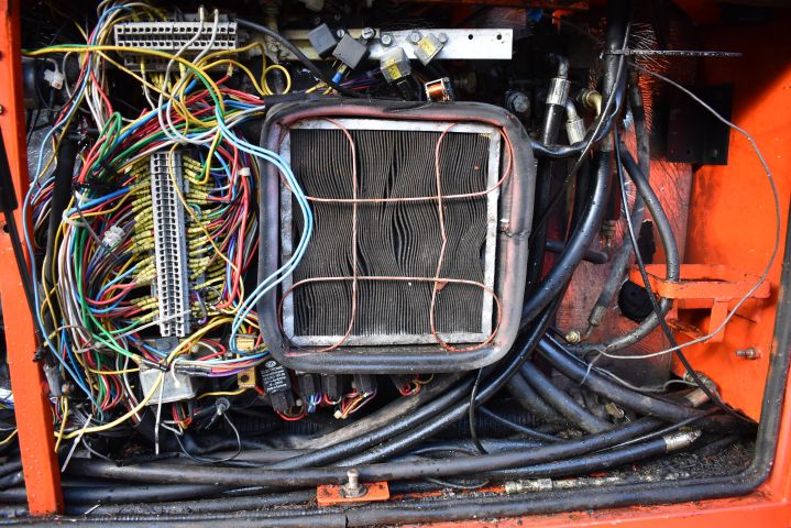 645632-33 Farmi Trac 5000