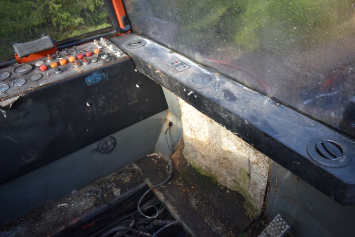 645632-37 Farmi Trac 5000