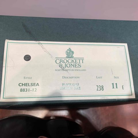643794-7 Crocket & Jones Chelsea Black leather shoes, size 10.5