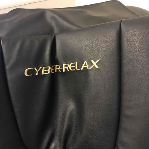524379-2 Cyber-Relax massage chair