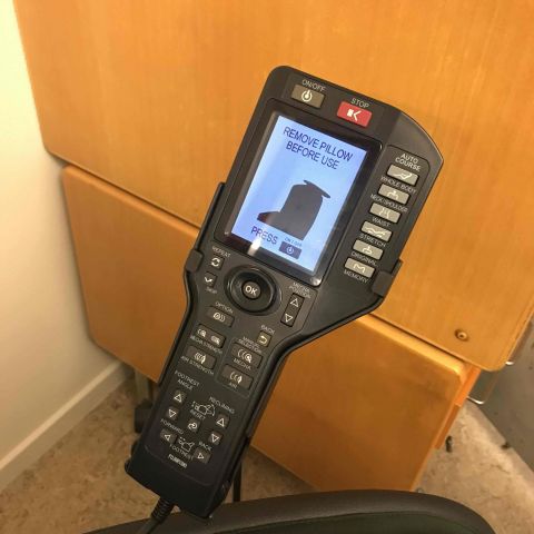 524379-3 Cyber-Relax massage chair