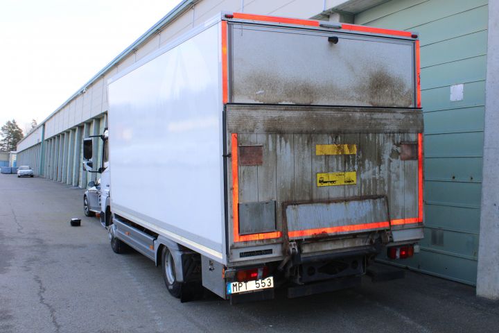 647215-6 Mercedes Benz Atego 918 -12 Reg.no: MPT553 272990km