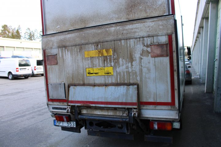 647215-10 Mercedes Benz Atego 918 -12 Reg.no: MPT553 272990km