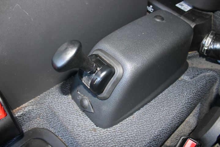 647215-56 Mercedes Benz Atego 918 -12 Reg.no: MPT553 272990km