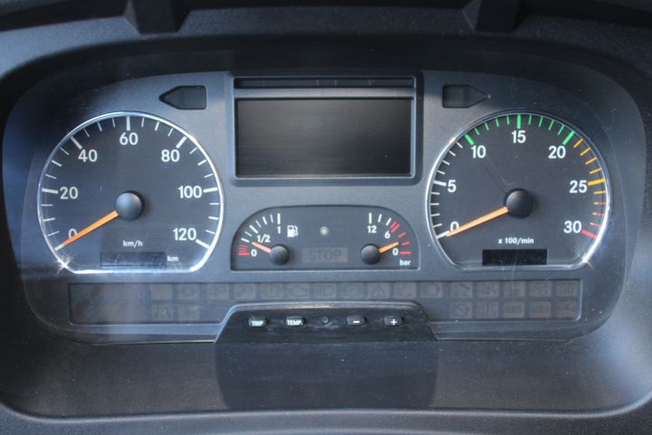 647215-63 Mercedes Benz Atego 918 -12 Reg.no: MPT553 272990km