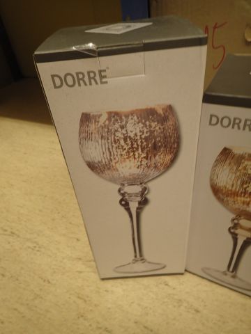 617509-2 Headlights on foot