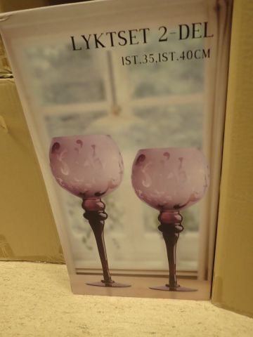 617509-10 Headlights on foot