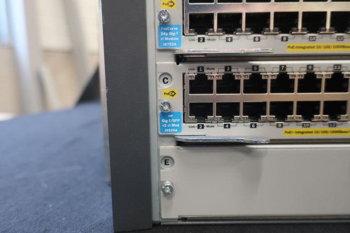 643350-4 HP ProCurve Network Switch with HP Gigabit Modules