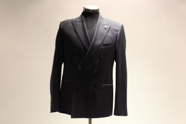 635890-1 Costume 2-piece Andrea Neri, size 48