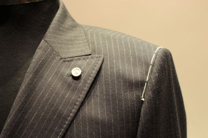 635890-3 Costume 2-piece Andrea Neri, size 48