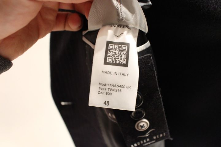 635890-9 Costume 2-piece Andrea Neri, size 48