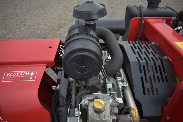 647497-18 Aerators from Redexim - Verti Drain 1513 & Carrier