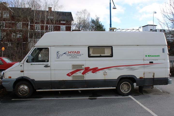 647530-5 Crossbus - Iveco 35.10.1 - 91 NWT492 Rep, object!