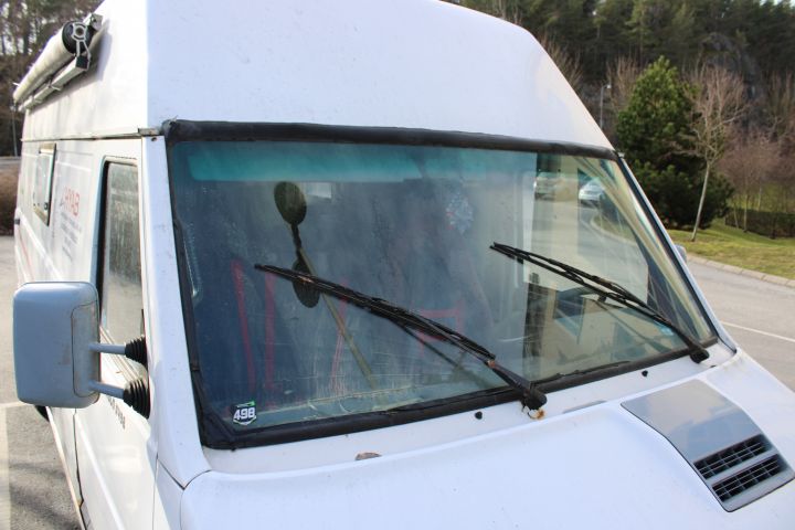 647530-16 Crossbus - Iveco 35.10.1 - 91 NWT492 Rep, object!