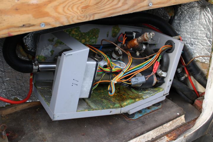 647530-57 Crossbus - Iveco 35.10.1 - 91 NWT492 Rep, object!