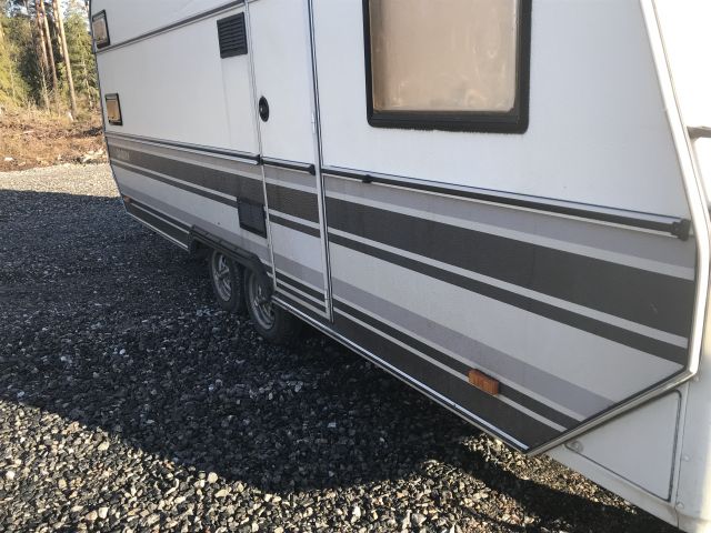 647510-6 Caravan Cabby 590 GLX (NZP 500)