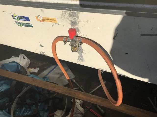 647510-13 Caravan Cabby 590 GLX (NZP 500)