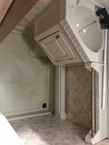 647510-20 Caravan Cabby 590 GLX (NZP 500)