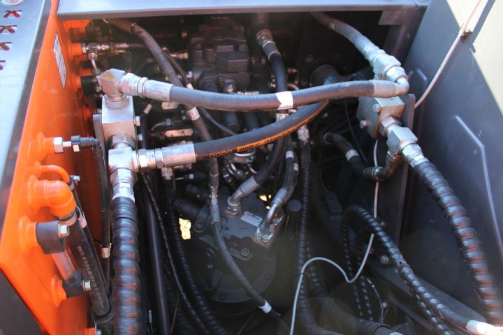 647533-28 Crawler excavator Doosan DX with planer bucket -15 Hours: 2497.2