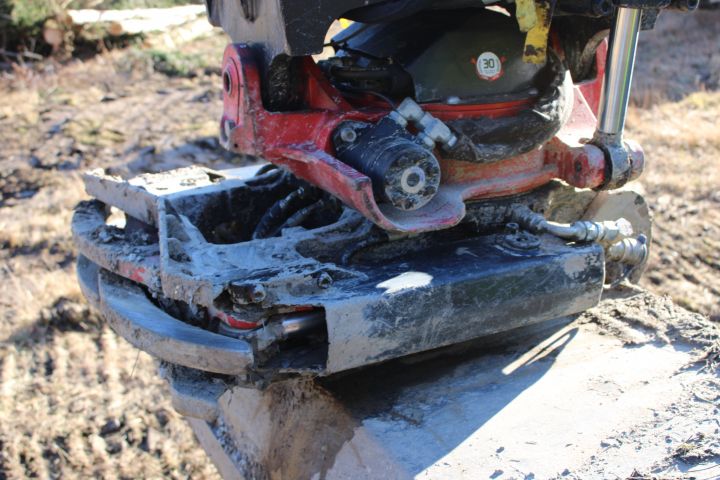 647533-49 Crawler excavator Doosan DX with planer bucket -15 Hours: 2497.2