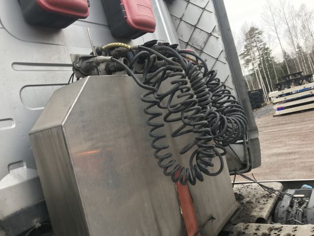 647645-12 Scania R500 6x2 tractor unit 2013 (DYT098)