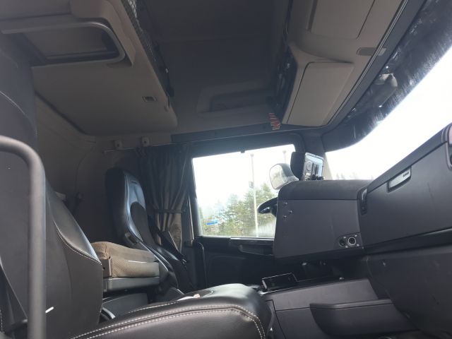 647645-21 Scania R500 6x2 tractor unit 2013 (DYT098)