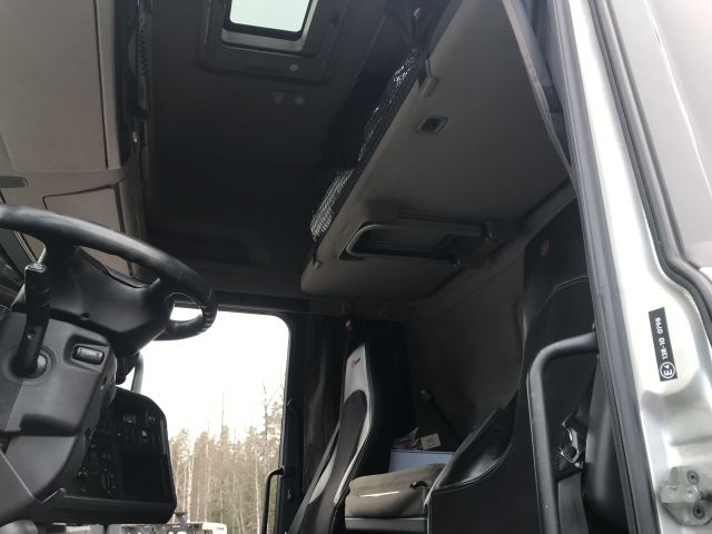 647645-30 Scania R500 6x2 tractor unit 2013 (DYT098)