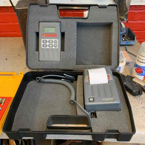 524253-17 Special tools for Rolls Royce and Bentley