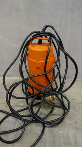 647594-1 Submersible Pump Maximus Pro