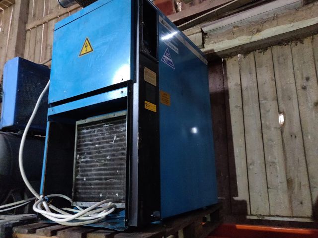 648107-1 Screw compressor "Compair 6000E"