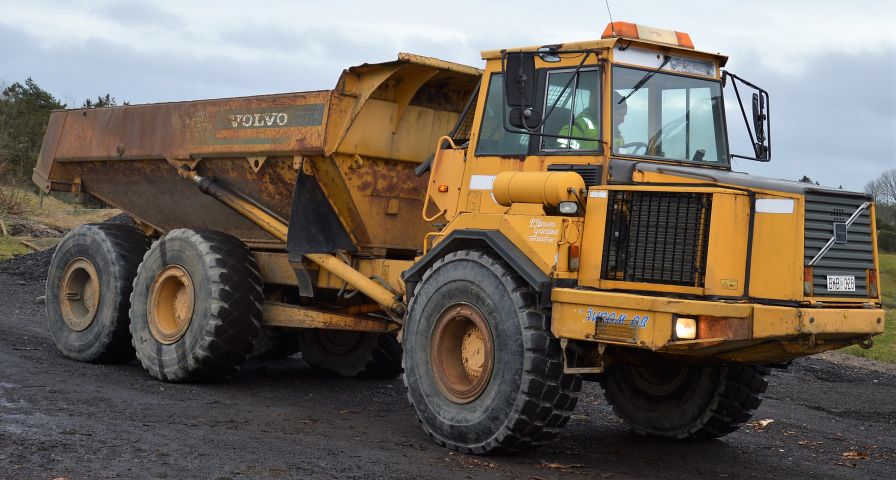 648076-2 Dumper Volvo A 25 C -00 (BKB328)