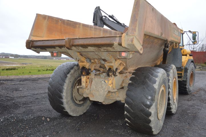 648076-21 Dumper Volvo A 25 C -00 (BKB328)