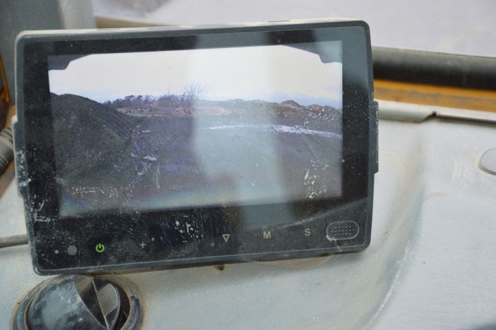 648076-32 Dumper Volvo A 25 C -00 (BKB328)