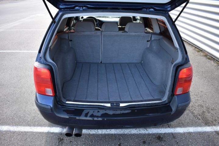 648111-29 Volkswagen PASSAT WAS TURBO, 1999, 31868mil, AFK 726 (Repair object)