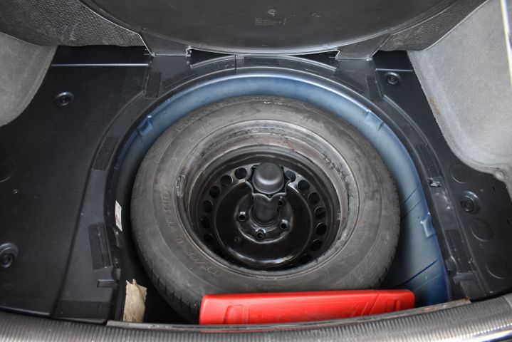 648111-52 Volkswagen PASSAT WAS TURBO, 1999, 31868mil, AFK 726 (Repair object)