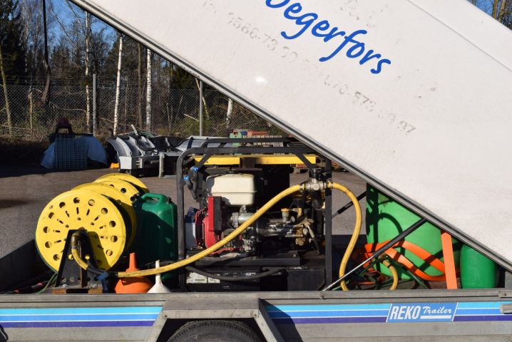 646298-15 Brake tiltable trailer (hot water wash Kärcher HDS 1000 BE) Reko Trailer 900 WT - 2003