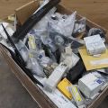 638280-3 Large assortment of Mercedes-Benz car spare parts etc.
