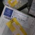 638280-20 Large assortment of Mercedes-Benz car spare parts etc.