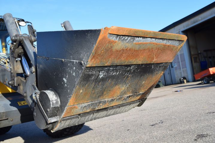 646309-9 Hydraulic sand spreader (SMS / Trima)