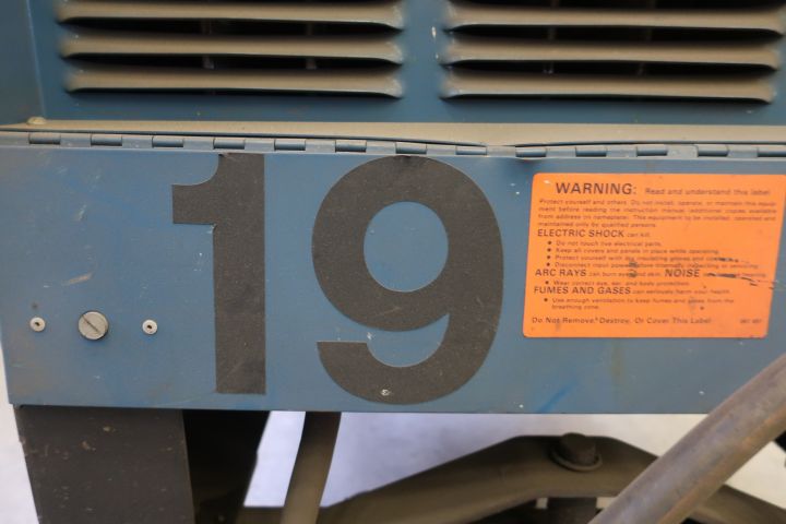 628481-3 Welding, arc, Miller Gold Star 300ss CY50