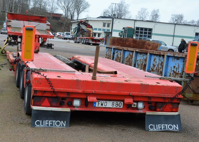 649589-8 # axle machine trailer Doll T3H -S3 - 2003 (TWO880)