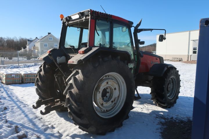 639497-4 Tractor Valmet 8750 - 1997 / FGN552 - Repair object