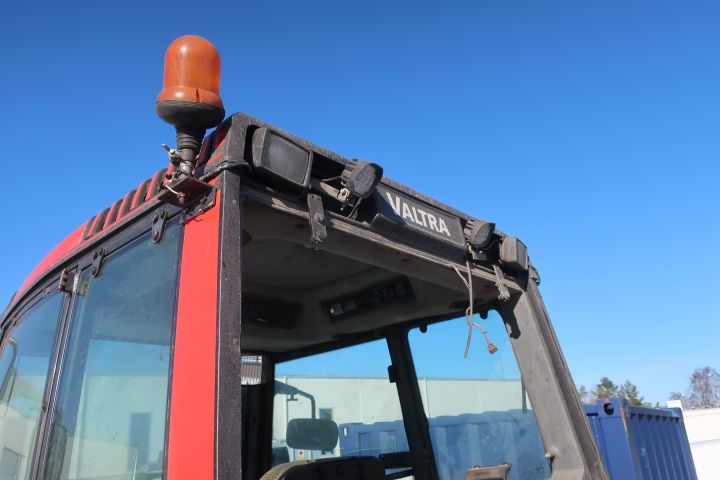 639497-18 Tractor Valmet 8750 - 1997 / FGN552 - Repair object