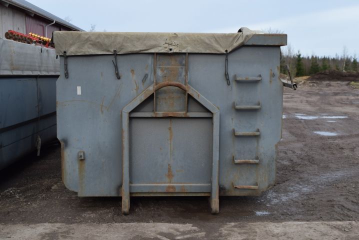 649619-3 Tätt spannmålsflak/lastväxlarflak med kapell - 25 kbm (1)