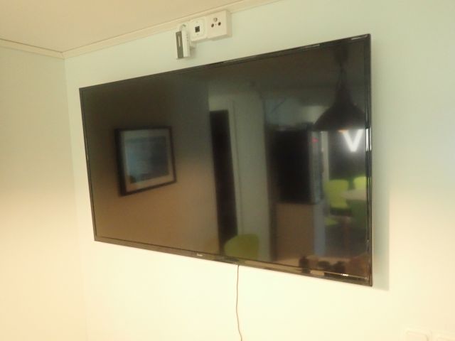 599517-1 TV LUXOR 55 "