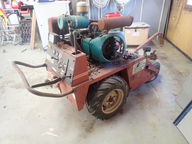 599472-3 Ditch Witch 1420 Chain Excavator Rope Object