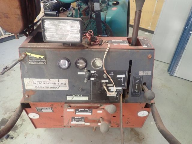 599472-6 Ditch Witch 1420 Chain Excavator Rope Object