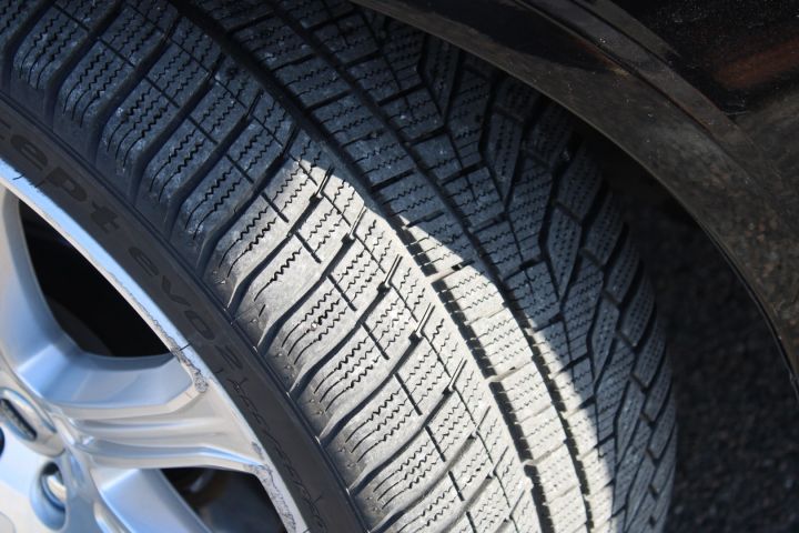 649688-11 Volvo V90 Inscription D4 FWD (13260mil) YGZ 925 -2017