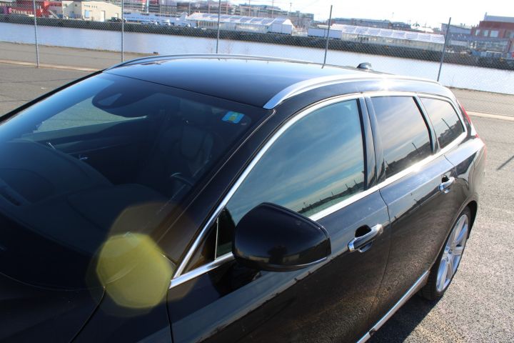 649688-20 Volvo V90 Inscription D4 FWD (13260mil) YGZ 925 -2017