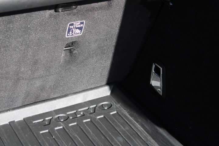 649688-28 Volvo V90 Inscription D4 FWD (13260mil) YGZ 925 -2017